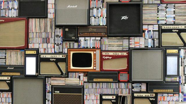 Nouveaux acteurs, nouveaux métiers de la culture : musique et audiovisuel