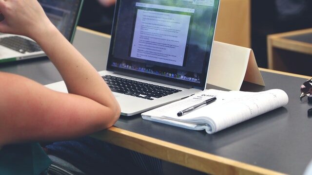 Partenariat universitaire sur la prévention du plagiat